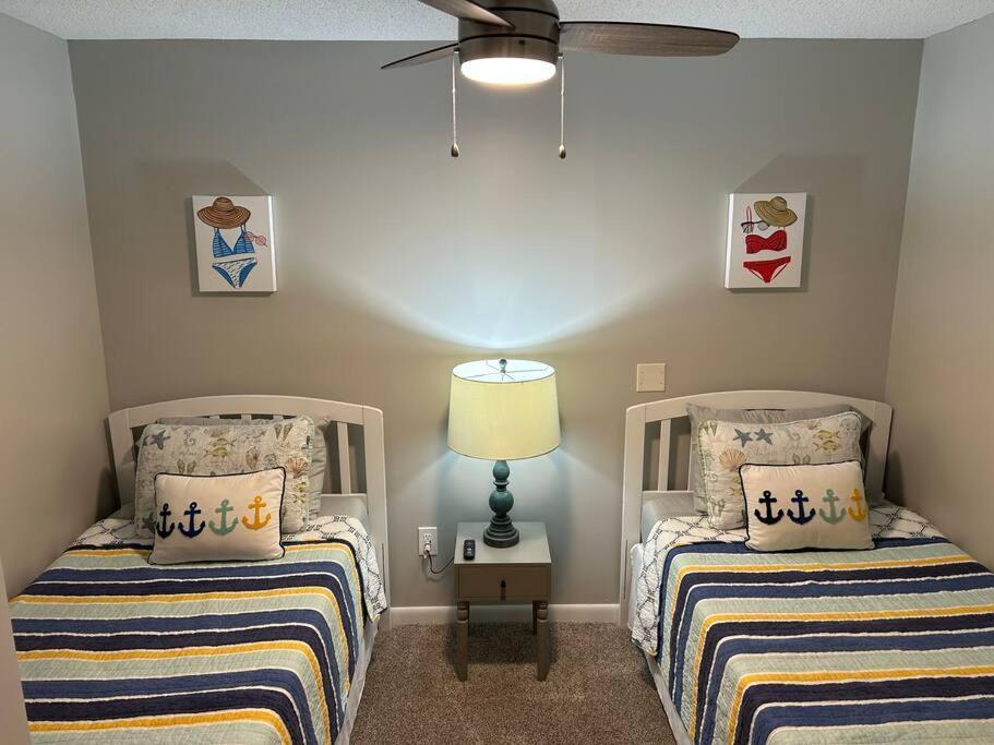 On The Sand Beachfront Condo, Newly Renovated Myrtle Beach Exterior photo